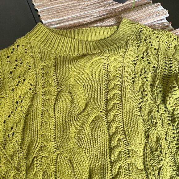 Euc Eva Mendez avocado colored cotton sweater size XS - Picture 2 of 3